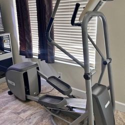 Precor Elliptical Efx 5.25