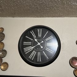 Large Wall Decore