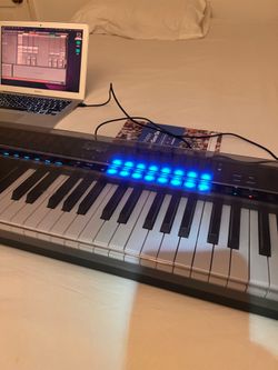 Novation Launchkey 61 MK4 midi keyboard w/ Decksaver
