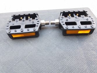 Bmx pedal redline very nice conditions