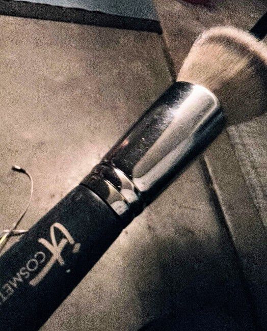 It Makeup Brush