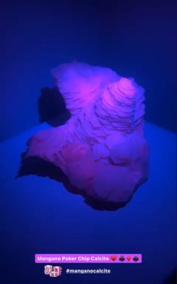 Large Pink Poker Chip Calcite (uv reactive)
