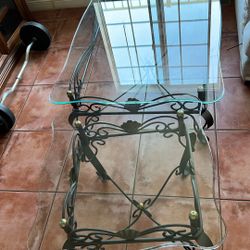 Coffe Table and End Table.
