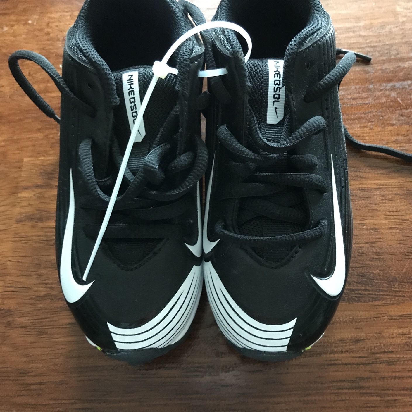 Brand New Baseball Cleats Size 11