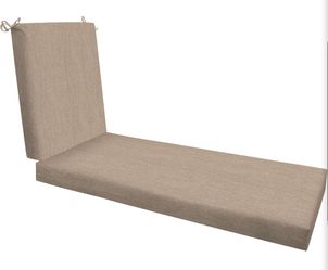 Outdoor Chaise Cushion for Patio Furniture, 21.5 x 70
Textured Solid Birch Tan