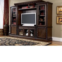 Entertainment Wall Unit 