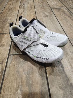 Women's Garneau Tri-Speed Ergo Air with Power Flex Size 7.5