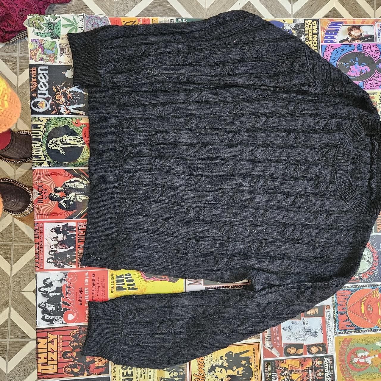 Black knitted sweater