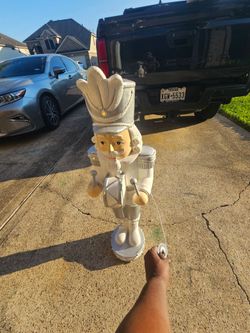 Large White Nutcracker Drummer Figurine