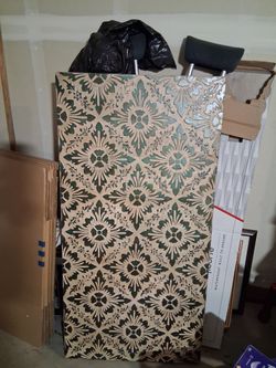 Hanging wall decorative piece