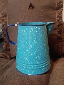 1940 Vintage Enamelware Blue Speckle Coffee Pot