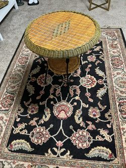 Mid-Century 2 tier wicker side table in Great Condition
