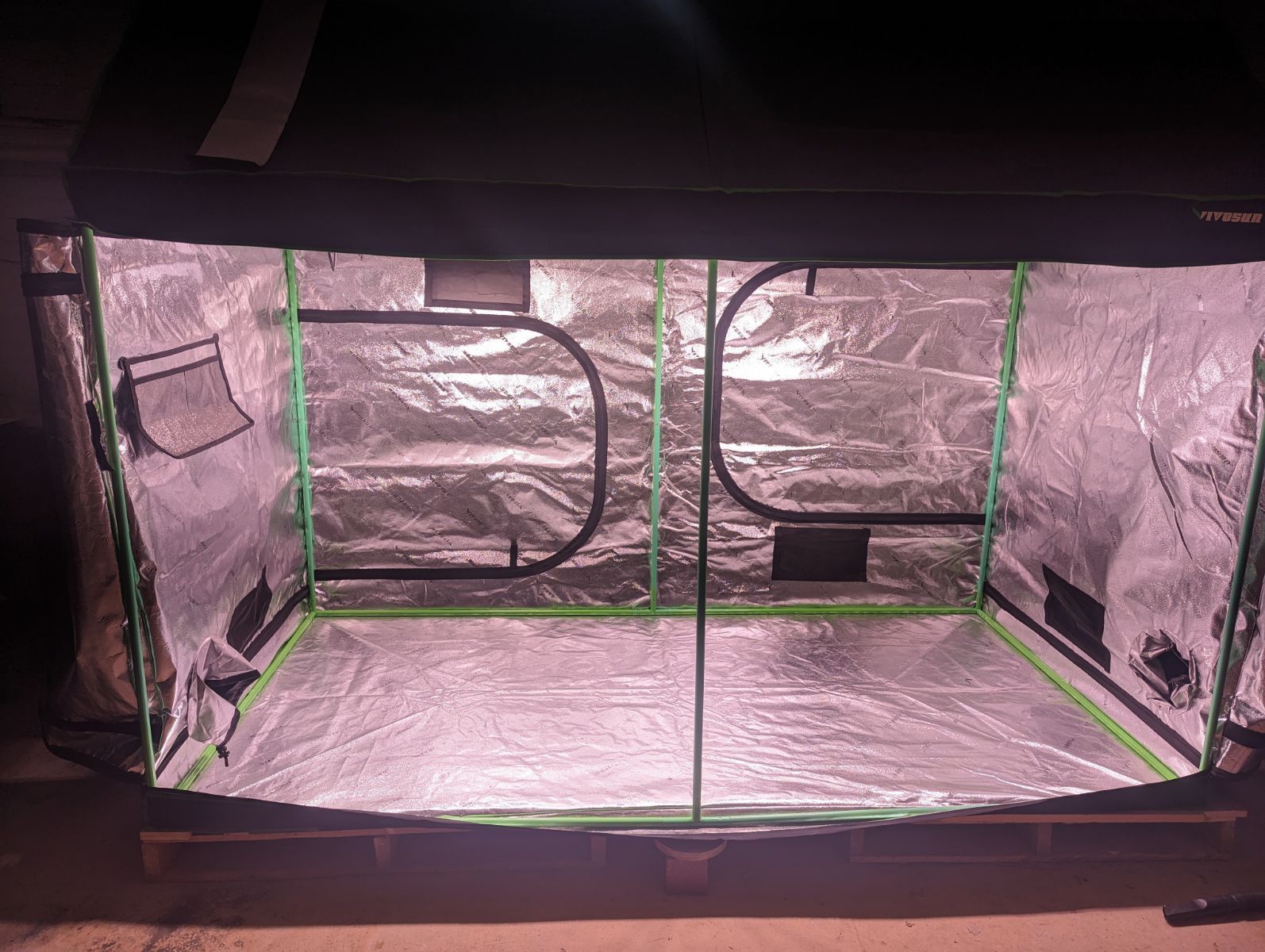4x8 Grow Tent