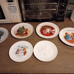 Holiday Plates 