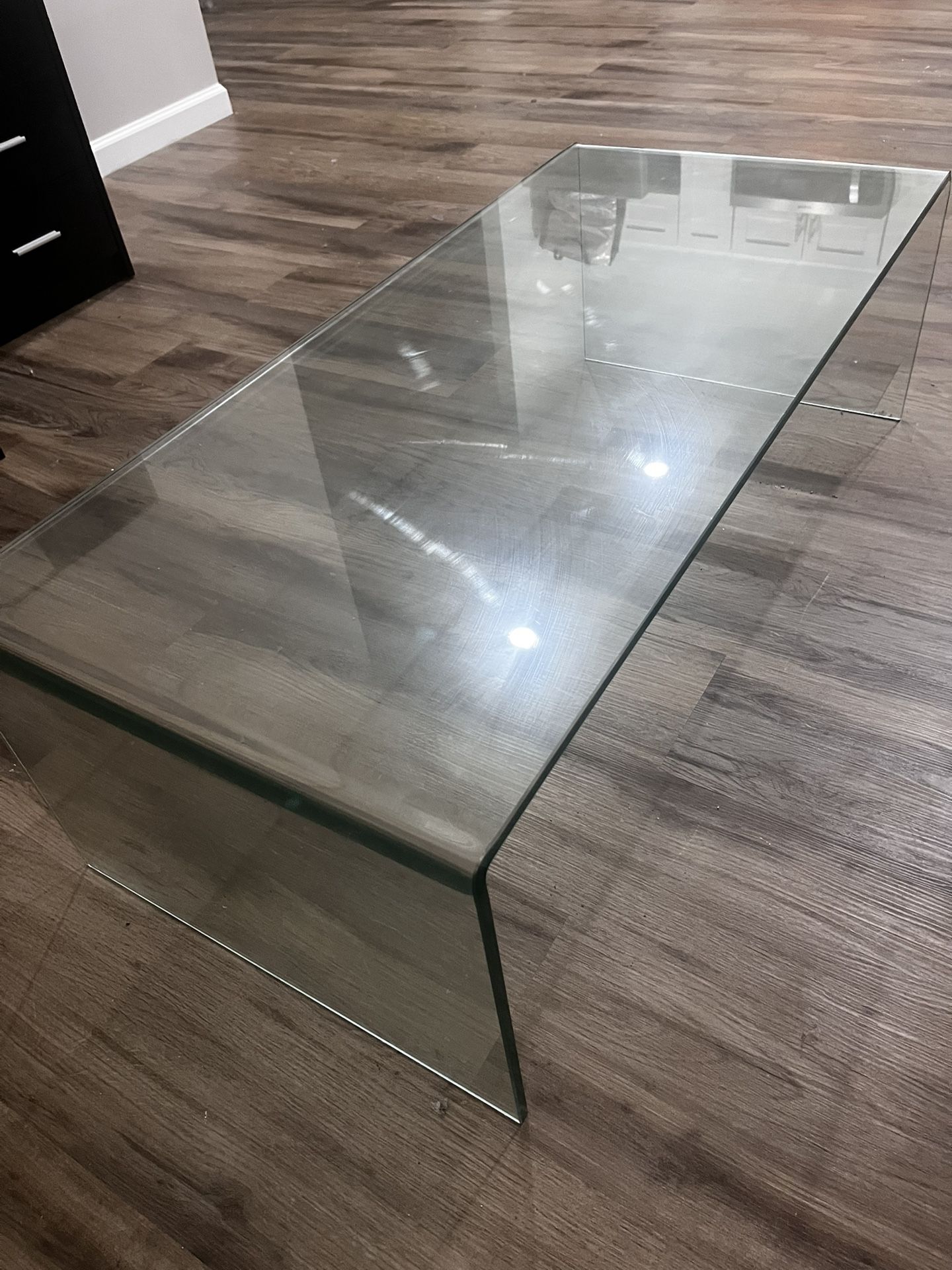 Sled Tempered Bent Glass Coffee Table