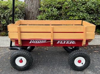 Beautiful Radio Flyer all terrain wagon