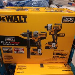 Dewalt New Kit Hammer Drill And Impact Batteries 5ah And Rapis Charger 