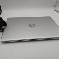 HP 15-DY0013DX Intel core i5-8265U 1.60GHZ  256GB SSD 12GB Ram