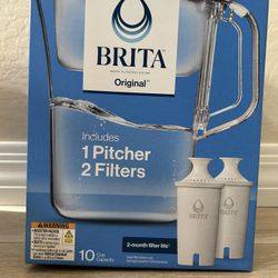Brita Original Water Filtration System w/ 1 Pitcher & 2 Filters Like New