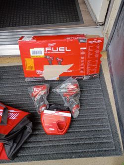 Milwaukee M12 impact and hammer drill