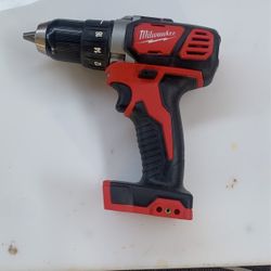 Milwaukee M18 18V Lithium-Ion Cordless 1/2 in. Drill Driver (Tool-Only