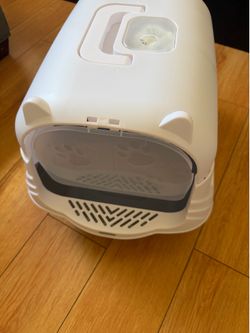 Cat litter box