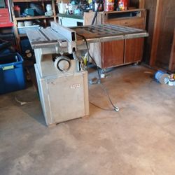 Toro Table Saw