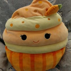 Squishmallows 16"inch Keisha Carrot Cake Cupcake Plush