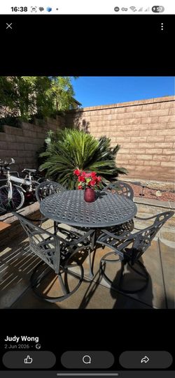 Patio dinning set