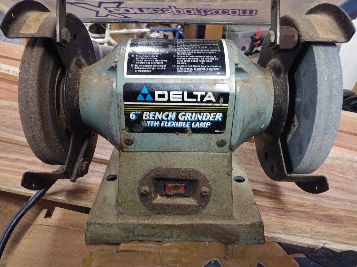 Delta bench grinder