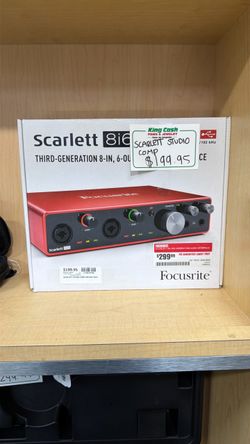 Focusrite Scarlett 8i6 (Third-Generation) 8-in, 6-out USB audio interface featuring 24-bit/192 kHz conversion and two upgraded microphone preamps with