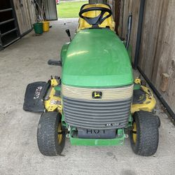 John Deere LX277     48” Deck. 17hp