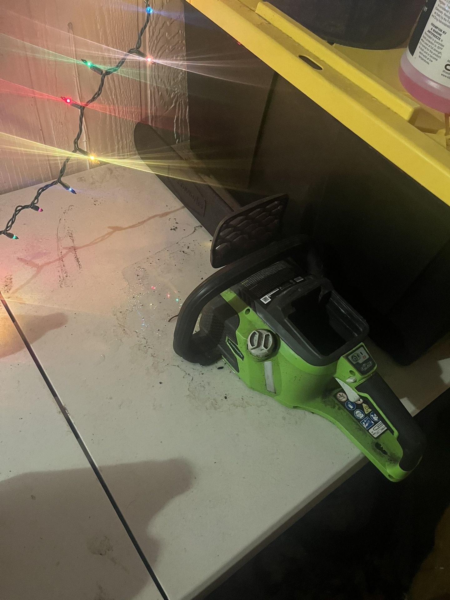 Electric Greenworks Chainsaw With Out Battery