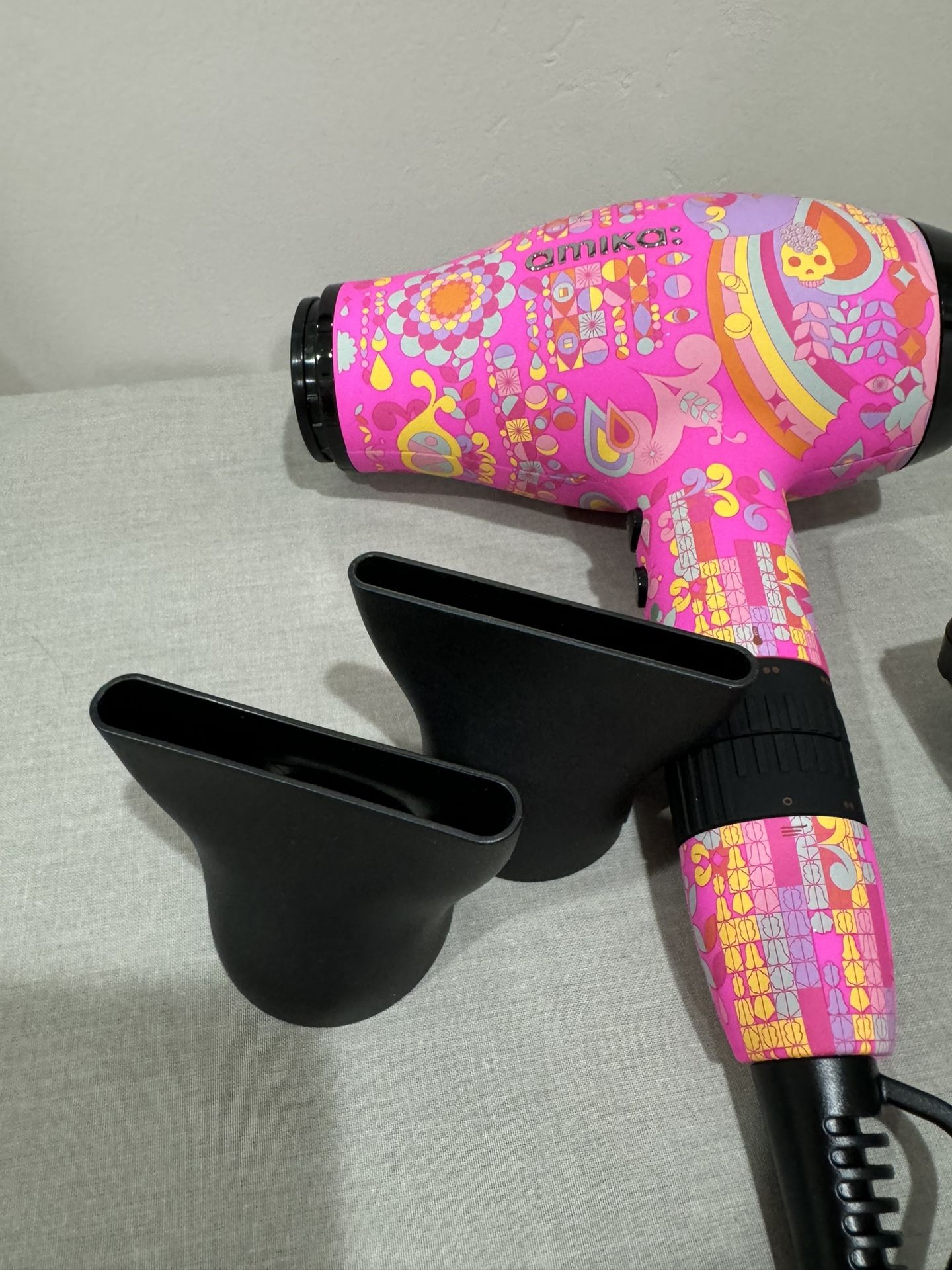 Preowned Amica CEO 360 hairdryer. Amazon.com: amika the alpha 360 dryer : Beauty & Personal Care main image 3