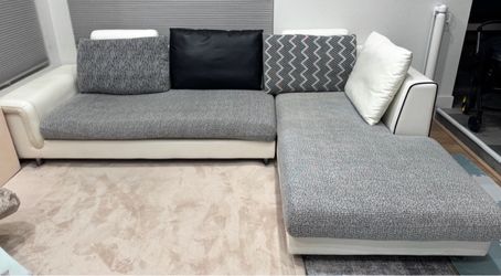 White Leather L-Shaped Sectional Sofa w/ Chaise