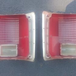 73 - 90 SILVERADO C10 C20 C30 R10 R20 V10 CUSTOM DELUXE SUBURBAN SIERRA SCOTTSDALE CHEYENNE REAR TAILIGHT SET 5.7 V8 454 SQUARE BODY 350