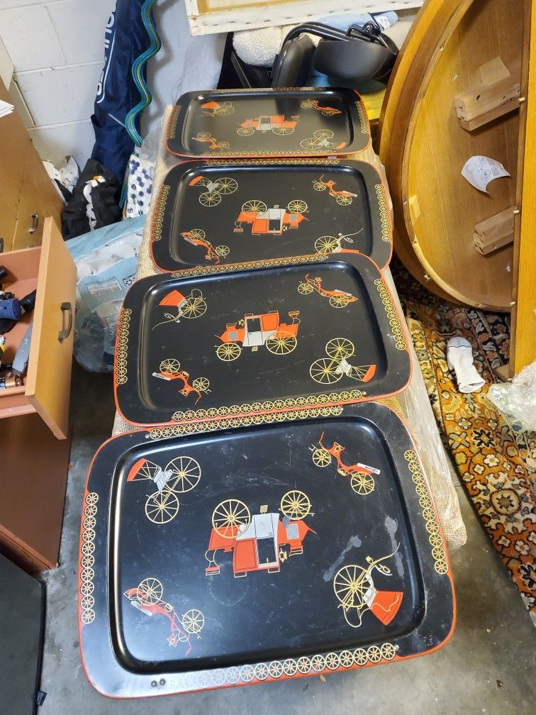 Mid-century Metal TV Trays...nice....