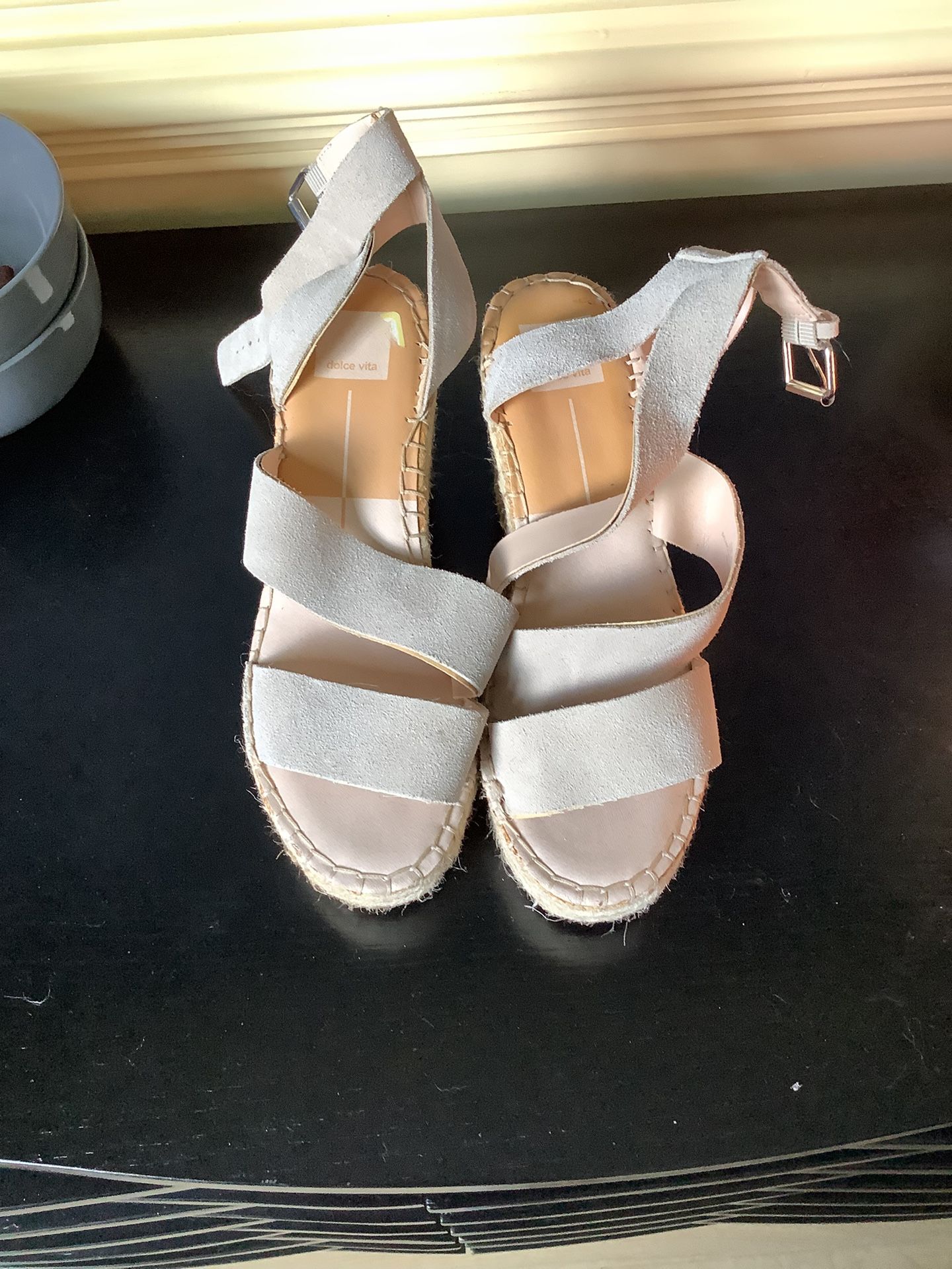 Beautiful Wedge Double Band Heels