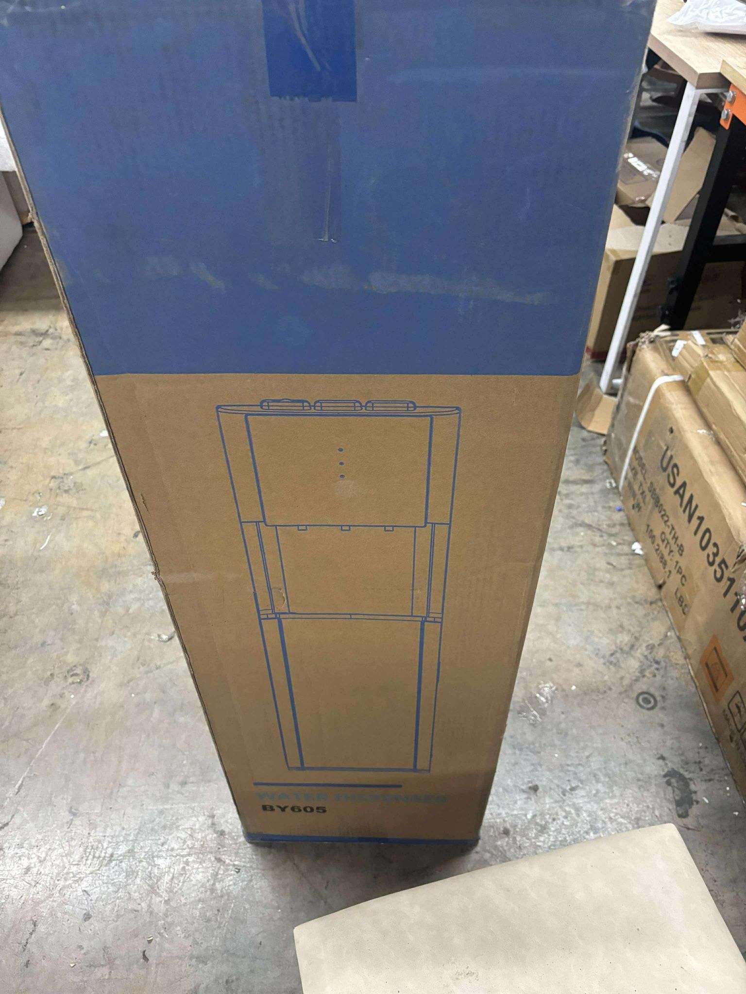 Self Cleaning Bottom Loading Water Cooler Dispenser for 5 Gallon Bottles 3 Temperatures(new in box)