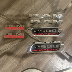 ram 2500 Heavy Duty 6.4L Hemi Emblems Badges