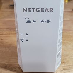 NetGearSponsored

Visit the NETGEAR Store

4.1 out of 5 stars6,902Reviews

NETGEAR WiFi Mesh Range Extender EX7300 