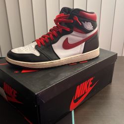 JORDAN 1 size 13