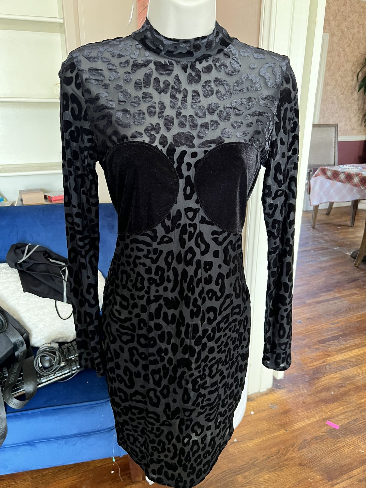 Long Sleeve Leopard Print Dress for Sale in San Bernardino, CA OfferUp