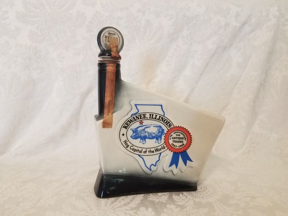 Vintage 1968 Jim Beam Kewanee Illinois Decanter Bottle Regal China