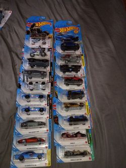 Hot Wheels Die-Cast Cars Lot of 19