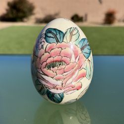 Vintage Hand Painted Chinese Grandmillennial Decor Floral Gold Porcelain Egg 