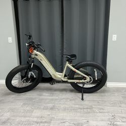 HOVSCO™ HovAlpha 26" Step Thru