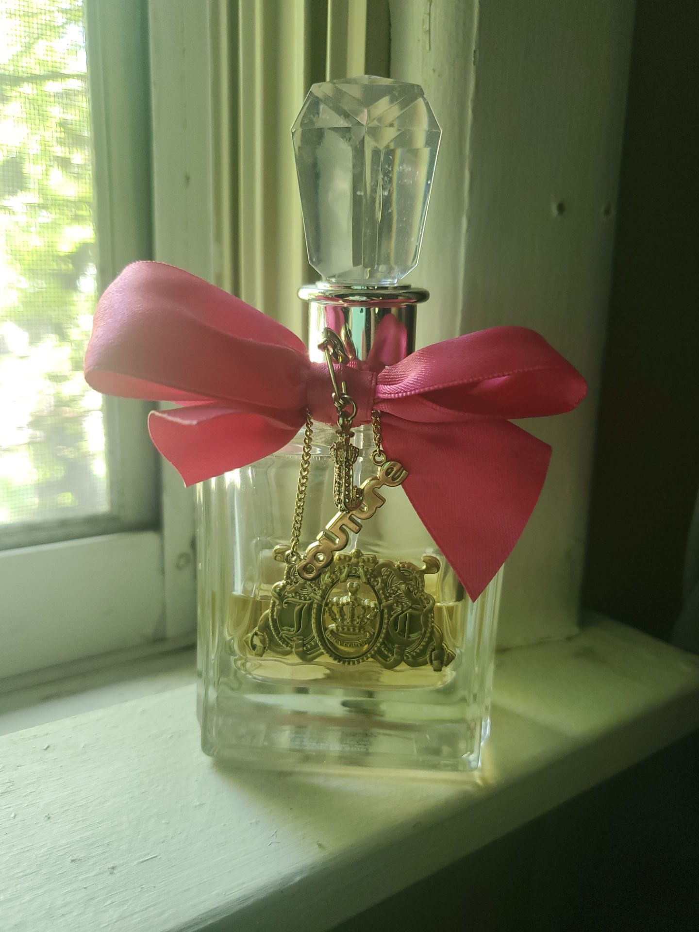 Juicy Couture viva la juicy perfume