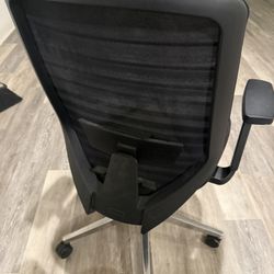 Branch Ergonomic Chair