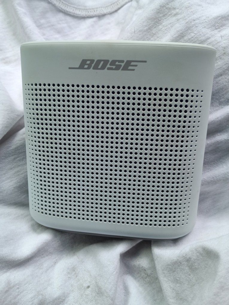 Bose SoundLink Color Bluetooth Speaker II - Polar White

